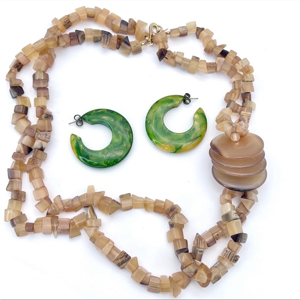 Vintage Honey+Tortoise Collar Necklace & Vintage Coordinating Green HoopEarrings
